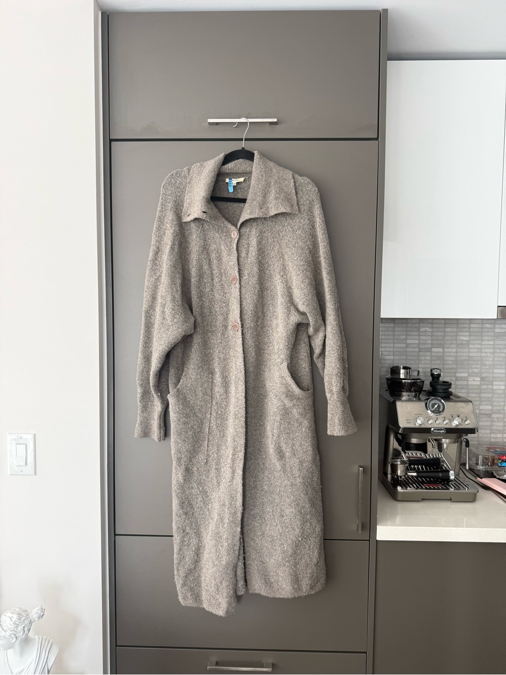 Aritzia Babaton Long Gray Button-Front Coatigan/Cardigan Size XS 54% wool Brown